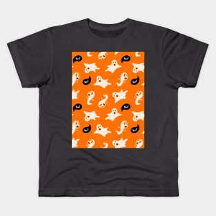 Halloween pattern with cute characters Kids T-Shirt